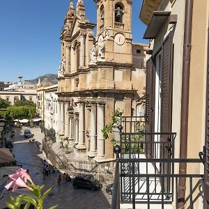 Peonia Boutique Apartments